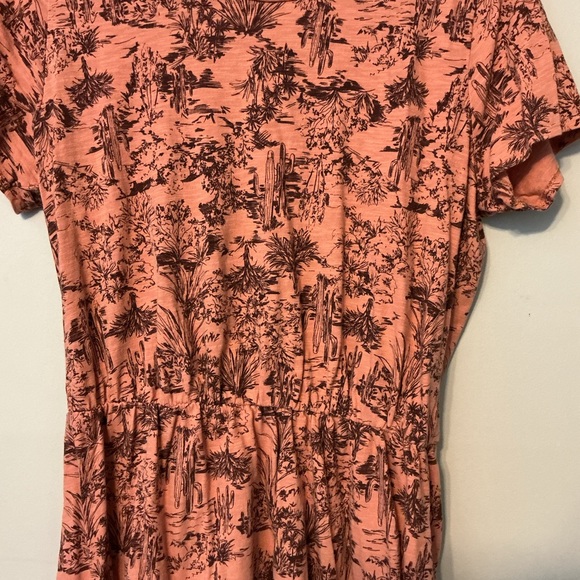 Old Navy Coral and Black Floral Mini Dress - Picture 4 of 7